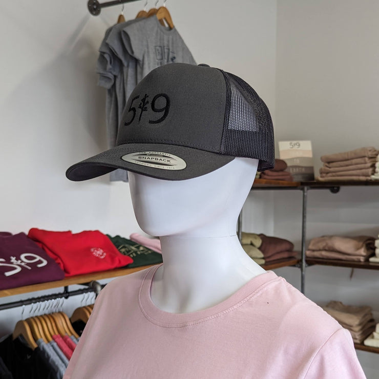 CLASSIC MESH-BACK HAT